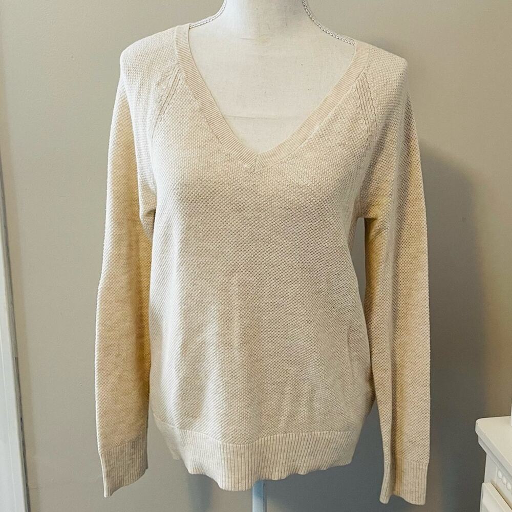GAP Waffle Knit Vneck Sweater